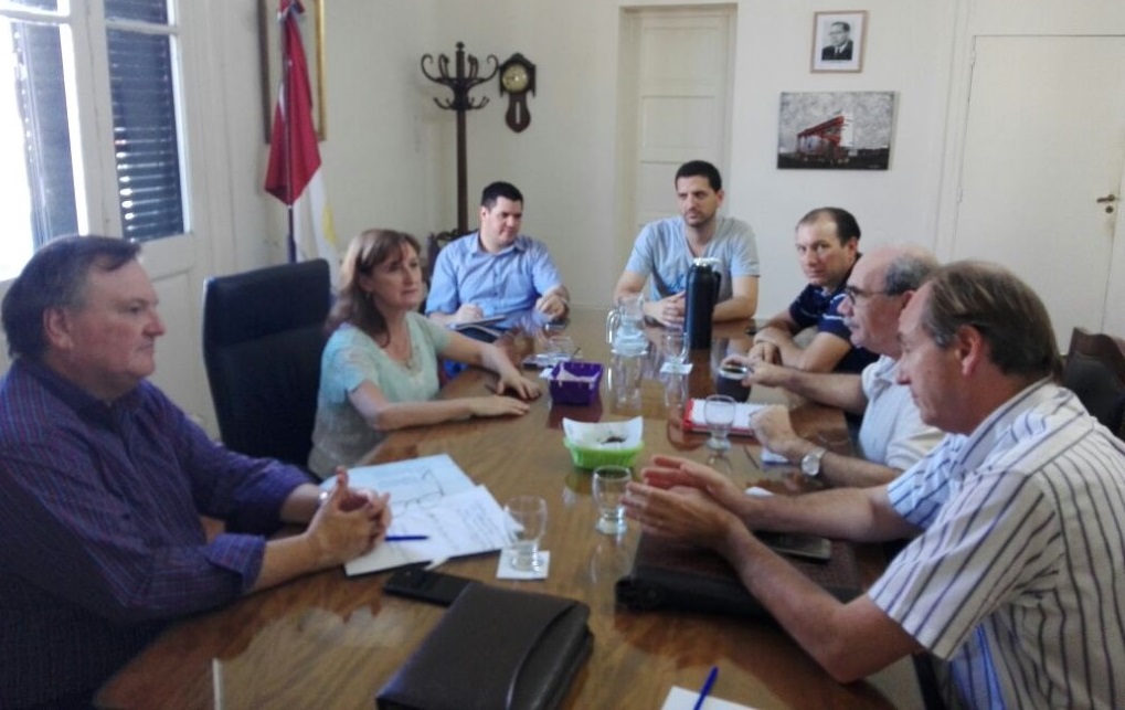El Senador Michlig junto a una Comitiva de Ceres se reunió con la Ministra de Salud, Andrea Uboldi Rechazo a una ordenanza contra los derechos de las mujeres en Rafaela