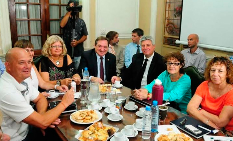 paritarias-docentes-1-2
