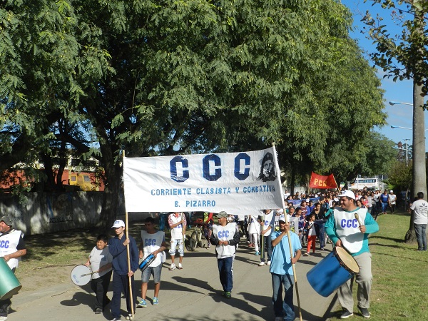 LA CCC MARCHÓ CONTRA EL RECORTE DE 18 MIL PLANES SOCIALES