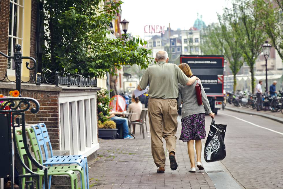 Holanda destina 26 millones de euros a detectar la soledad de los ancianos