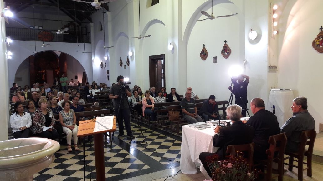 Presentación Libro 08 - 05 - 18 - 2