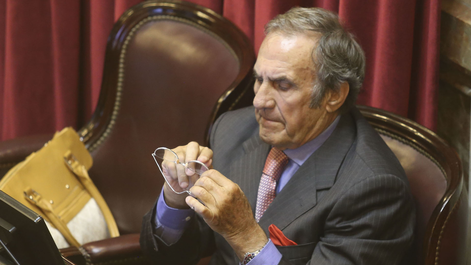 Aborto: Carlos Reutemann confirmó que estará en la sesión y anticipó que votará en contra