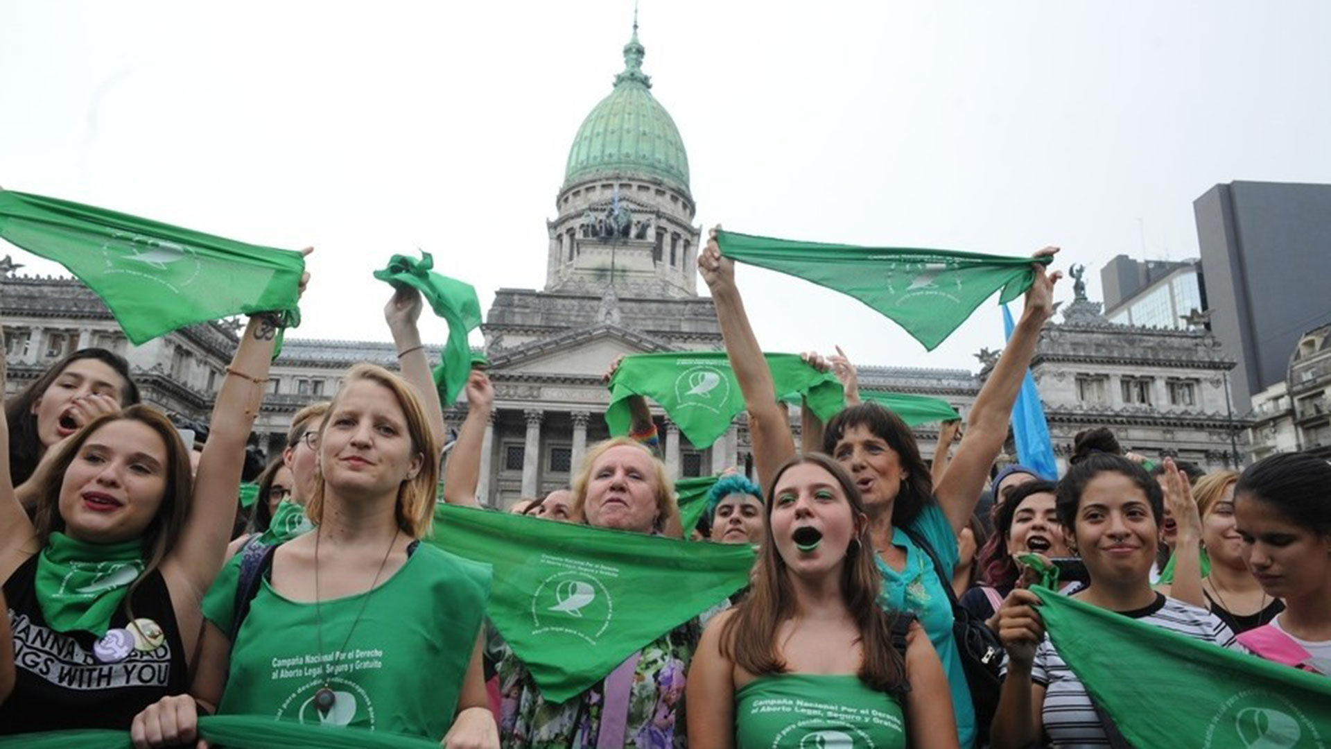 Carta de 60 parlamentarios irlandeses a los senadores argentinos: "Aprobar el aborto es poner fin a las injusticias contra las mujeres y las niñas" aborto legal