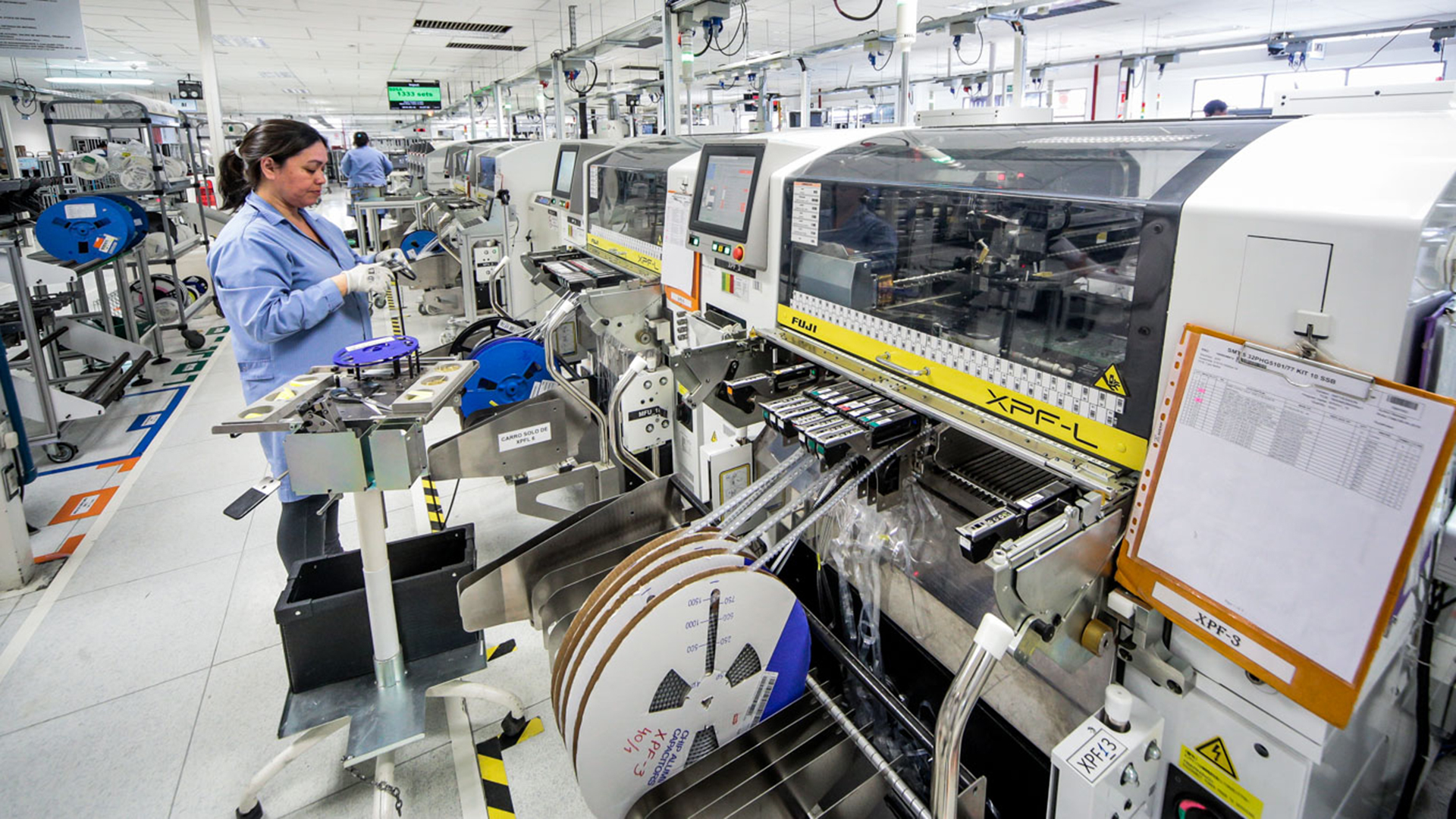 La actividad económica cayó por octavo mes consecutivo