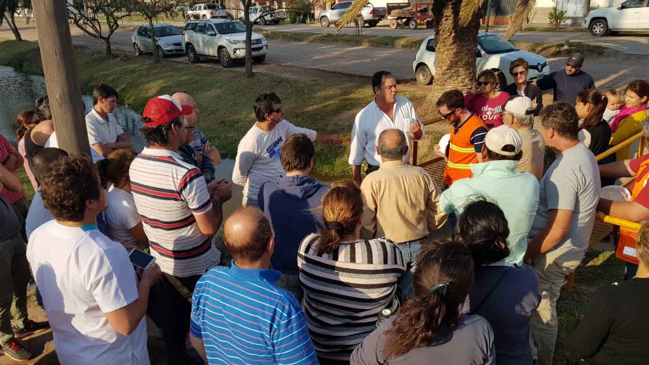 Protesta-cierre-pasos-a-nivel-Villa-Minetti-3