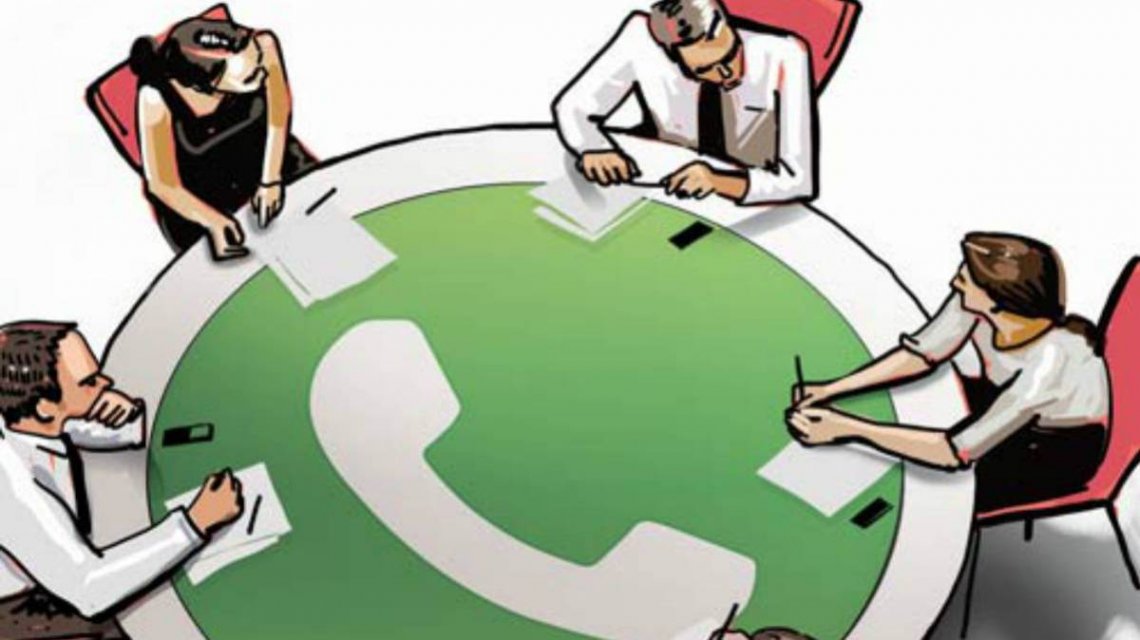 WhatsApp WhatsApp