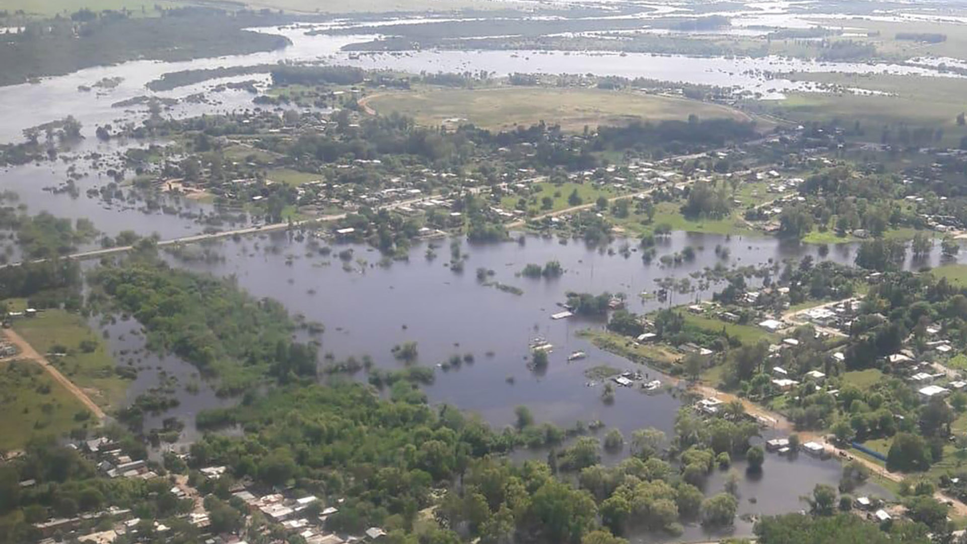 Las lluvias no cesaron y se complica el panorama por las inundaciones