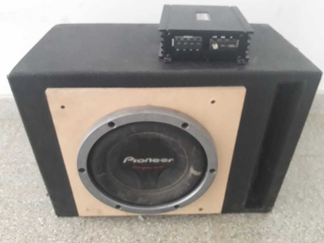 parlantes robados