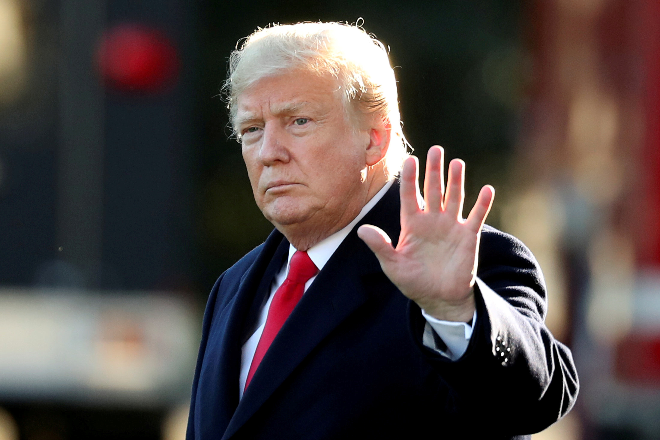 Donald Trump defendió los aranceles a China después que su asesor admitiera que también afectarán a Estados Unidos