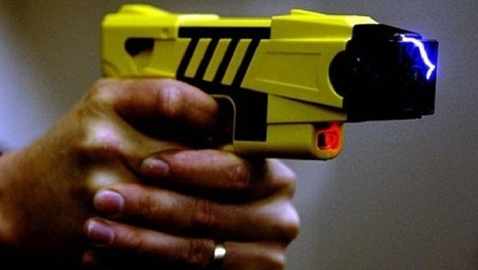taser taser