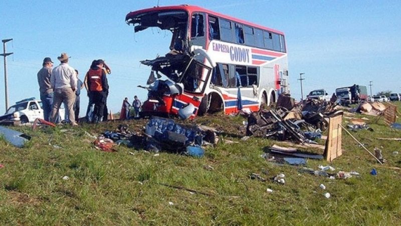 A 20 años de la tragedia de Ecos, el reclamo de las familias: “La Ruta 11 sigue igual o peor”