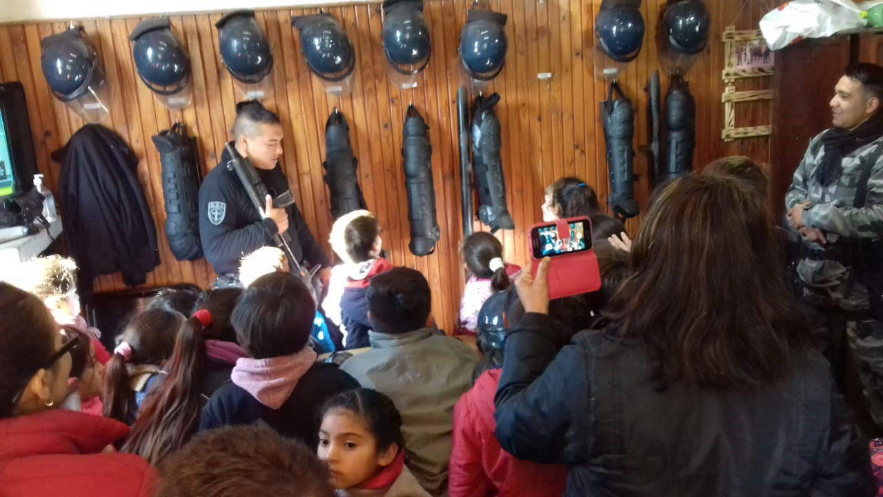Alumnos-de-Pozo-Borrado-en-la-UR-XII-de-POlicia