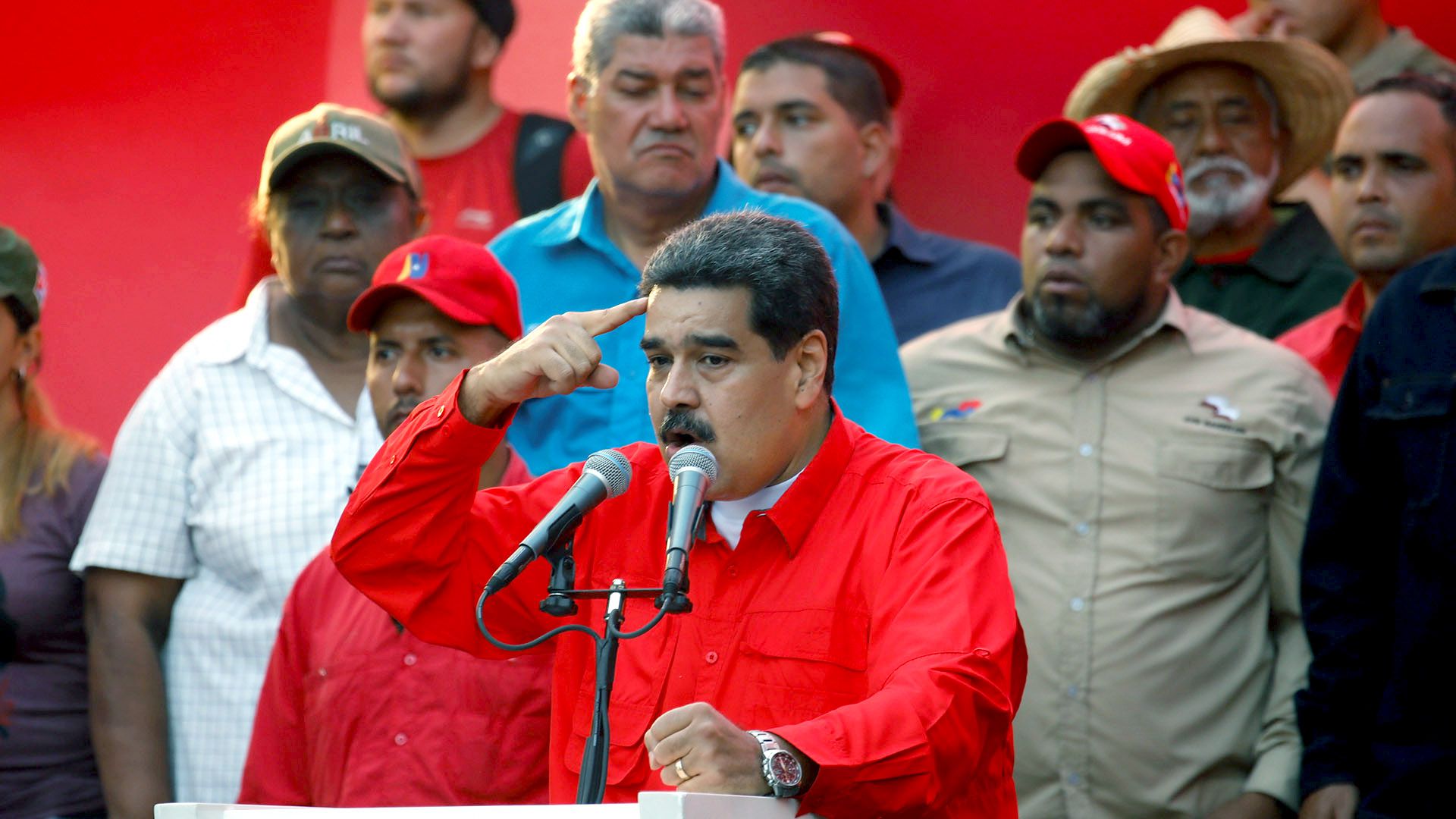 Mientras la mayor potencia mundial anunciaba el bloqueo al régimen de Venezuela, Maduro eligió tuitear sobre los juegos Panamericanos