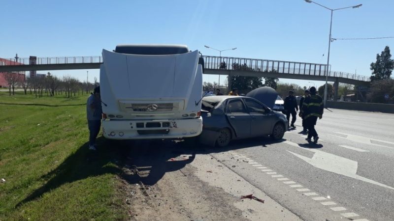choque_circunvalacion_y_mendoza.jpg_1756841869