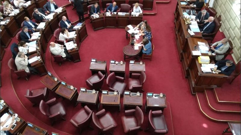 diputados_bancas.jpg_1756841869