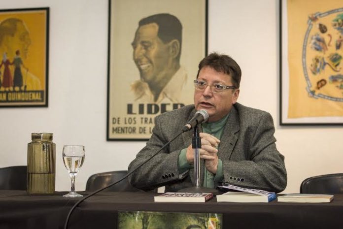 El historiador Miguel Barrios habló en Radio EME
