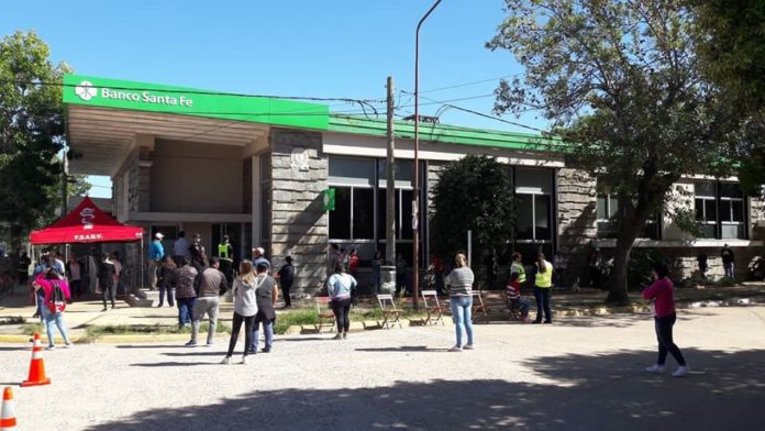 EXITOSO OPERATIVO DE DESINFECCIÓN Y ORDENAMIENTO EN CAJEROS AUTOMÁTICOS DE SAN JAVIER 1