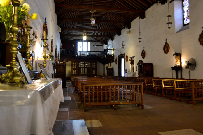 Interior_del_Templo_y_Convento_de_San_Francisco