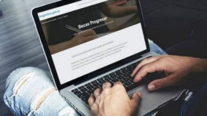 Becas-Progresar