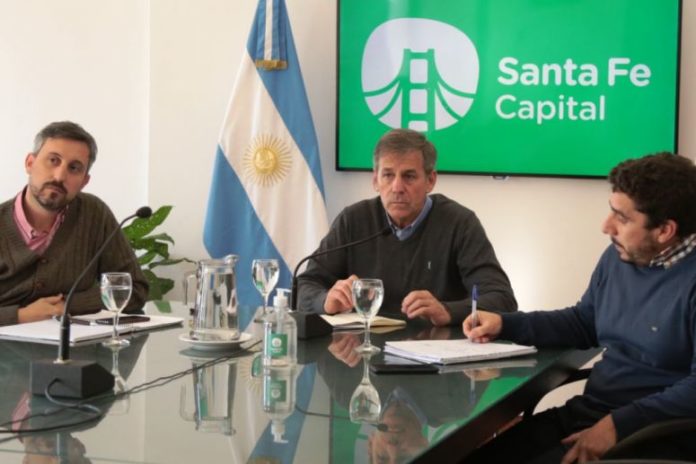 Edit-Reunión-con-supermercadistas-775x517