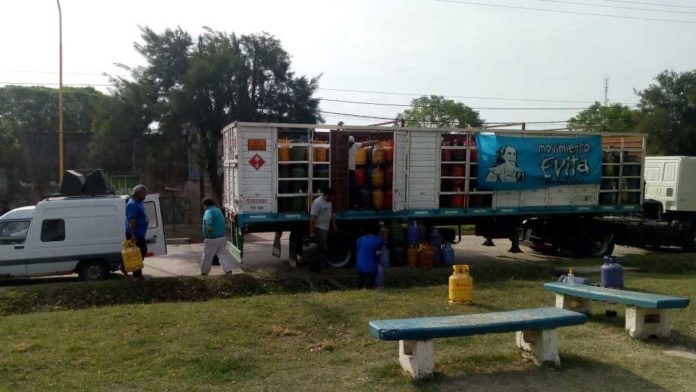 Garrafa-Social-en-el-9-de-Julio-1