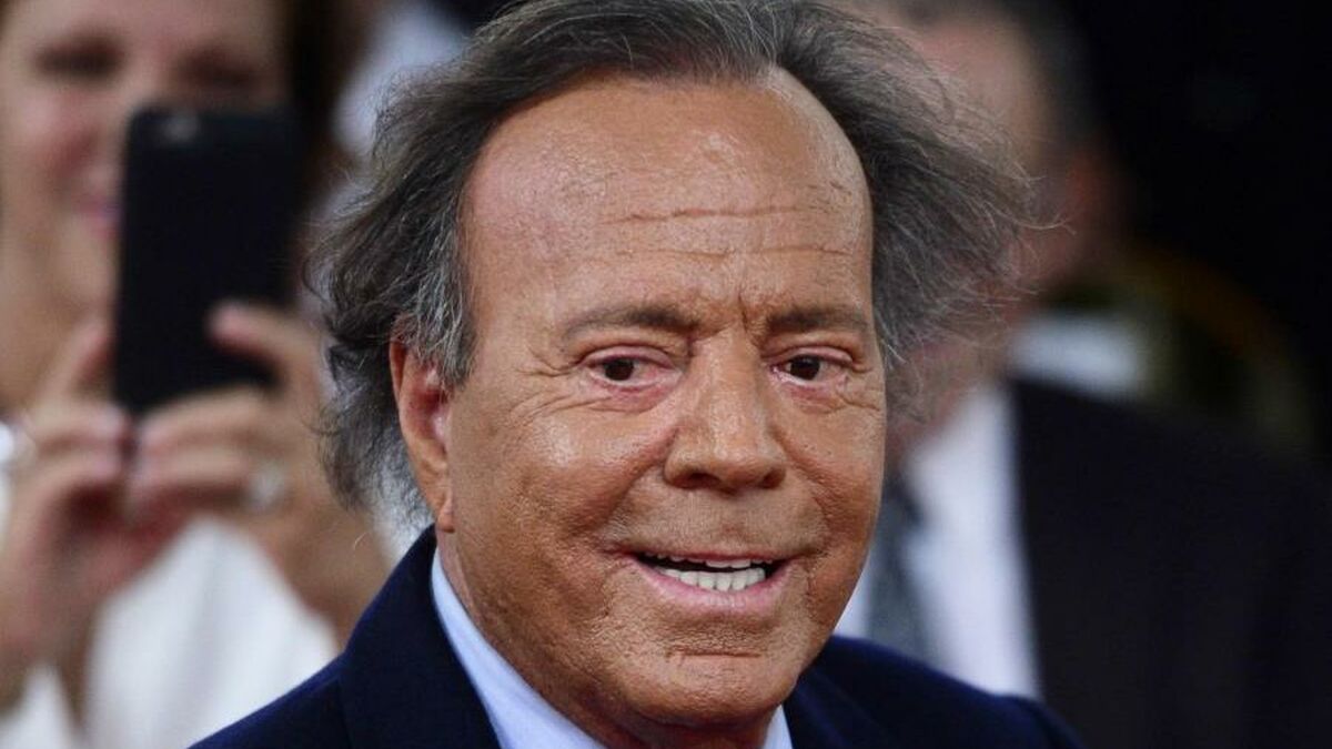 Sorprendentes imágenes de Julio Iglesias en un estado de deterioro