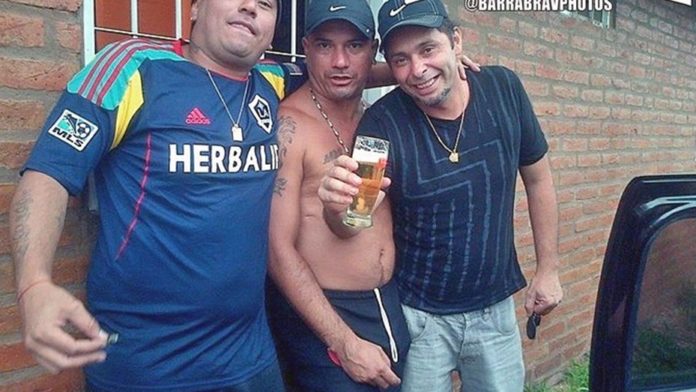 foto-barra-brava-colon