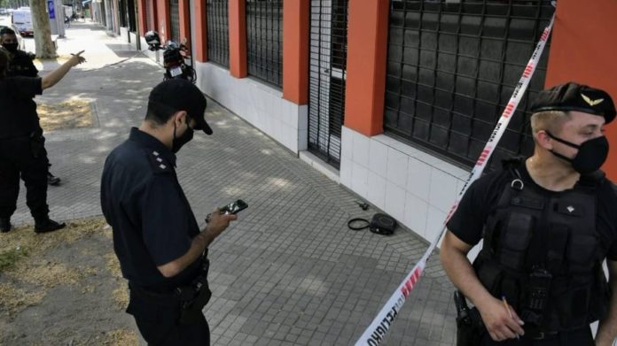 Un-ladrón-fue-internado-por-dispararse-accidentalmente-en-su-pierna-en-medio-de-un-asalto
