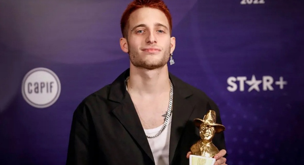 El rapero Wos arrasó con los Premios Gardel 2022 y se llevó el de Oro