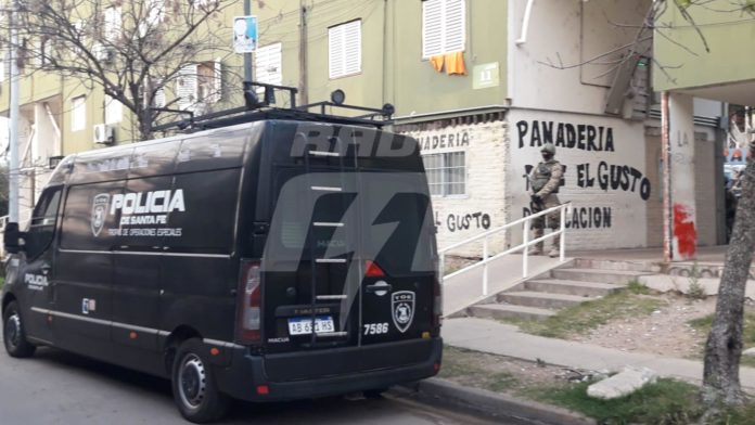 POLICIA ALLANAMIENTOS