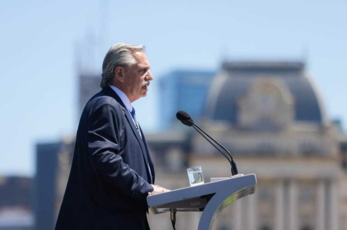 Alberto Fernández