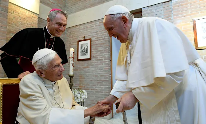 PAPA FRANCISCO BENEDICTO