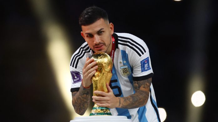 LEANDRO PAREDES