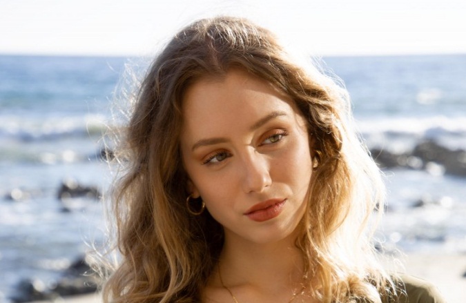 CLARA LOPE