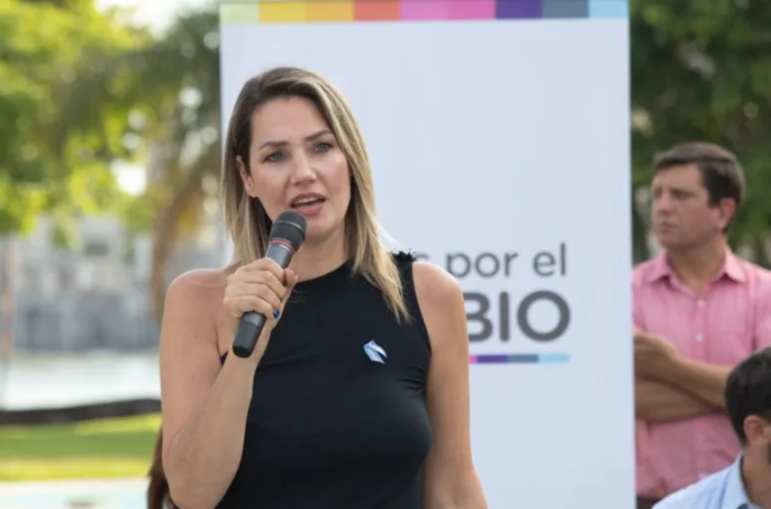 CAROLINA LOSADA