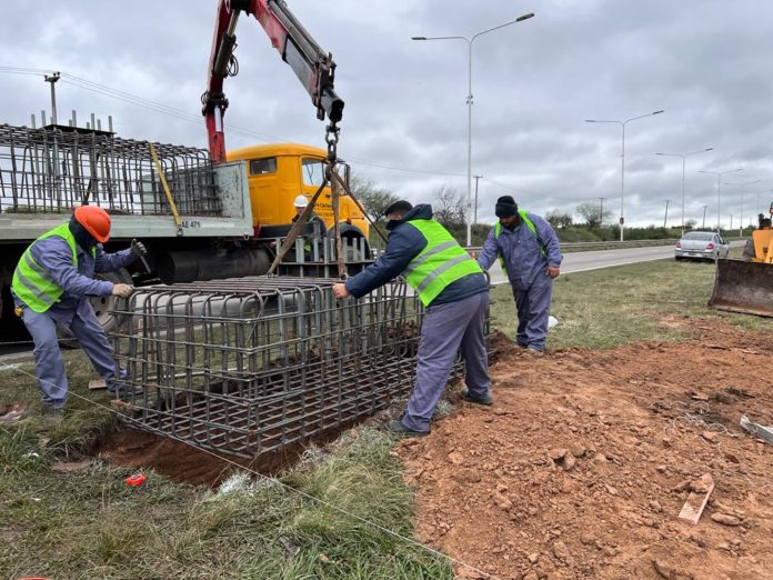 RN 11 - CIRCUNVALACION OESTE - OBRAS DE SEÑALIZACION VERTICAL- 21-7-23 (...