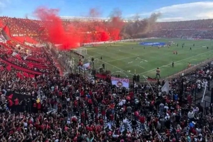 Colón cancha
