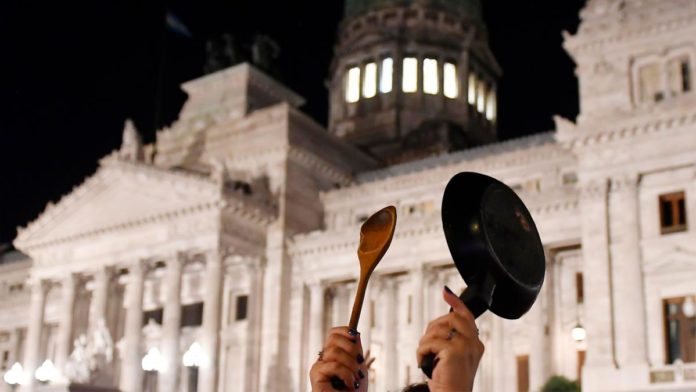 CACEROLAZO