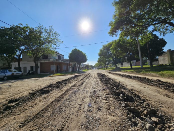 Avanzan-las-obras-de-pavimentacion-en-Reconquista-1536x1152