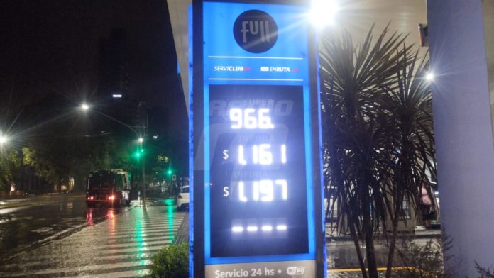 COMBUSTIBLES