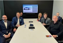 Milei se reunió con Elon Musk y recorrió la fábrica de Tesla