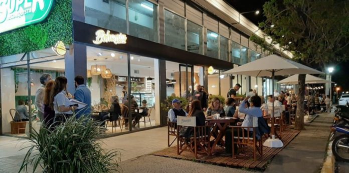 COMERCIOS RECONQUISTA