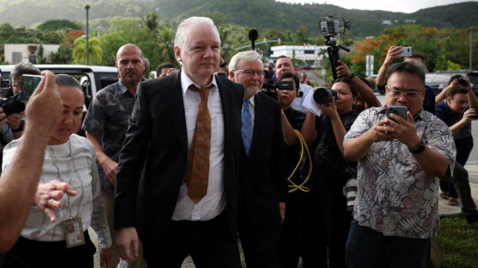 JULIAN ASSANGE