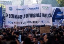 El Gobierno y las universidades acordaron una mejora salarial, pero continúa la disputa por el financiamiento