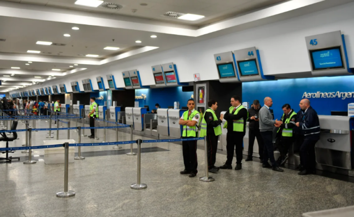 AEROLINEAS