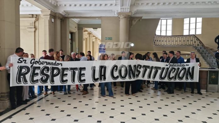 TRABAJADORES JUDICIALES