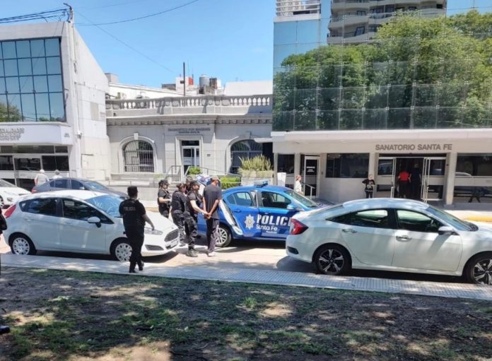 POLICIA-CON-GSI-ZONA-TERMINAL-1024x752