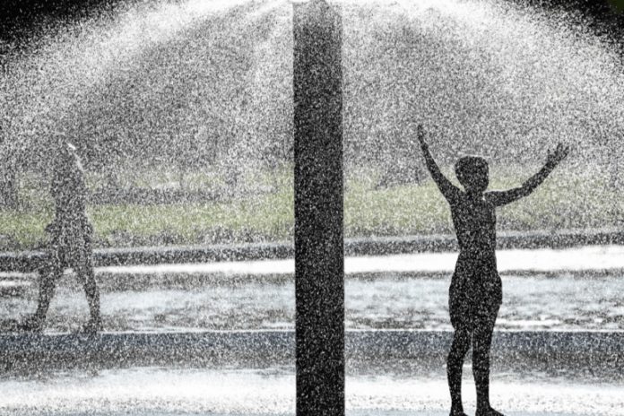 CALOR AGUA