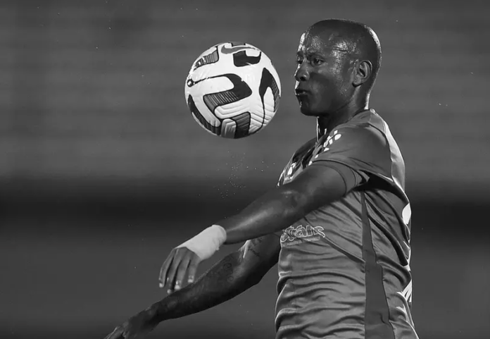 MATHIAS ACUÑA