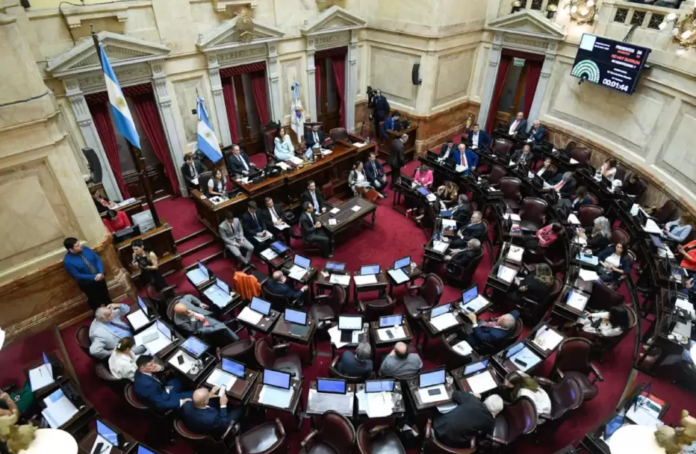 SENADO